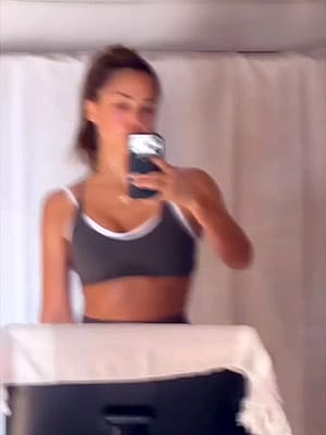 Jessica Alba, 45'