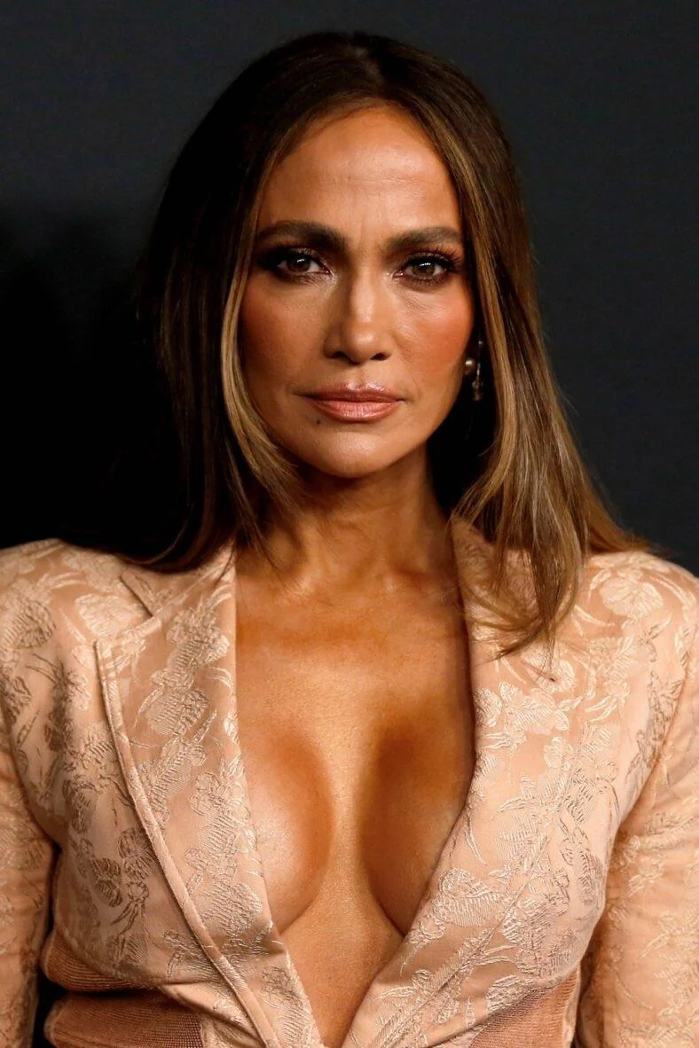 Jennifer Lopez, 56 picture 2 of 13