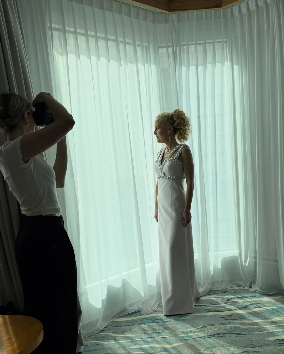 Gillian Anderson, 57 picture 2 of 12
