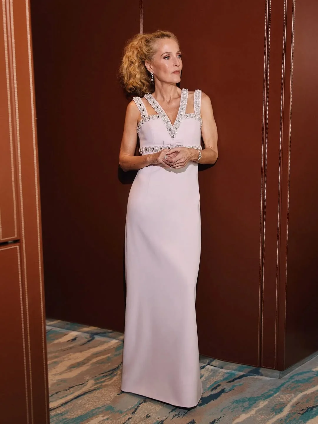 Gillian Anderson, 57 picture 3 of 12