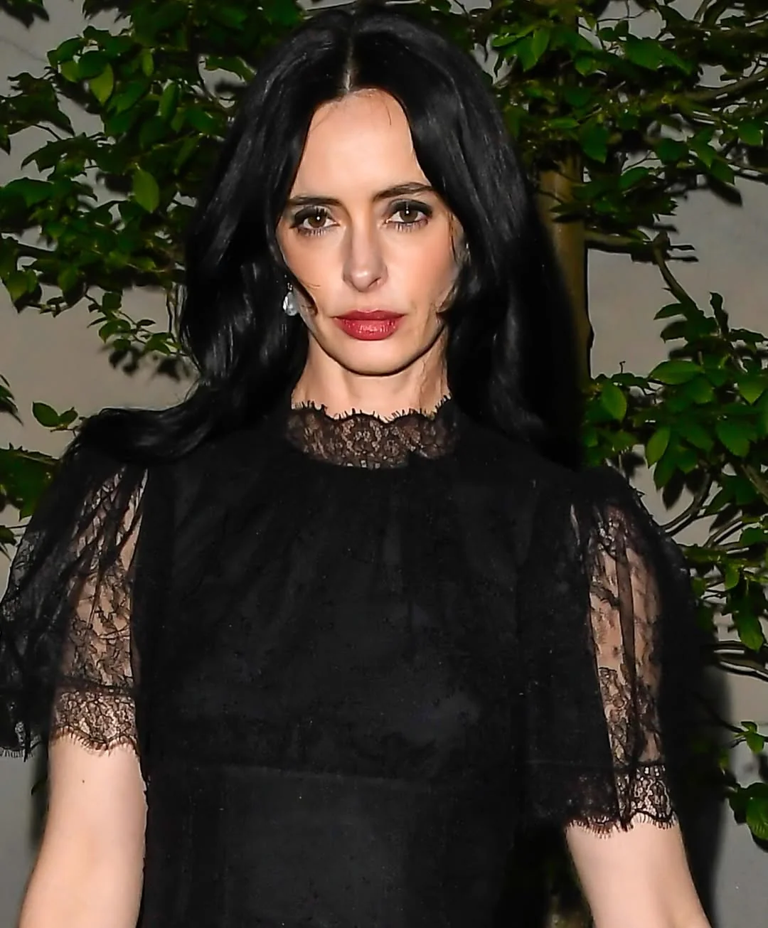 Krysten Ritter, 44 picture 2 of 3