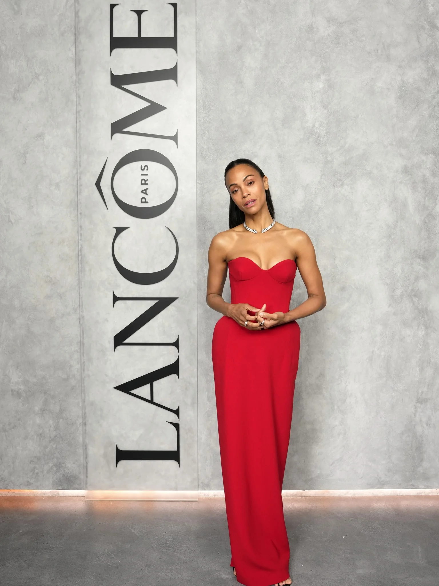 Zoe Saldana, 47 picture 2 of 3