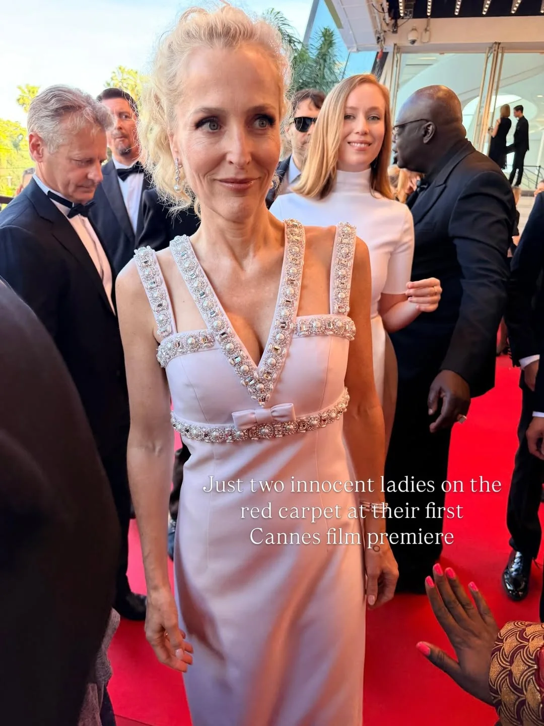 Gillian Anderson, 57 picture 8 of 15