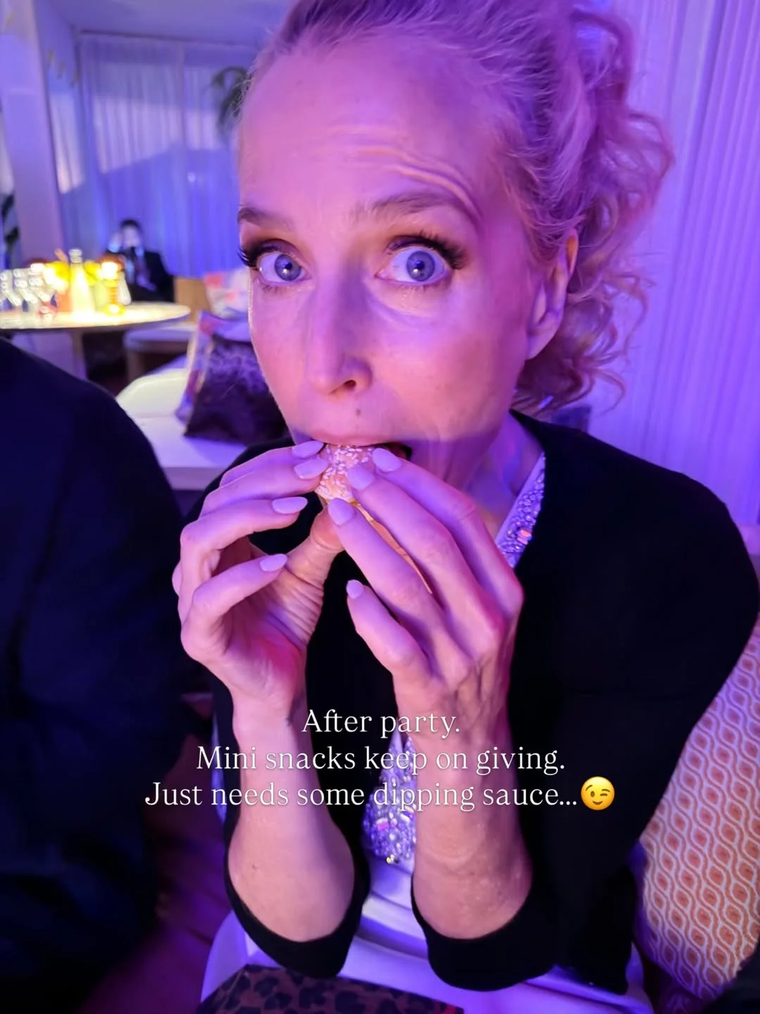 Gillian Anderson, 57 picture 10 of 15