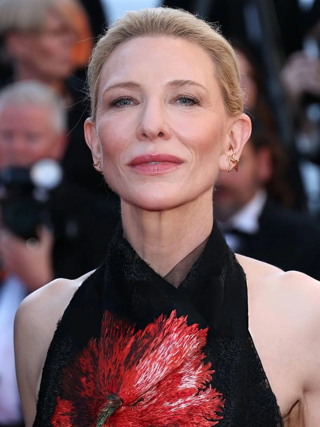Cate Blanchett, 57 picture 1 of 6