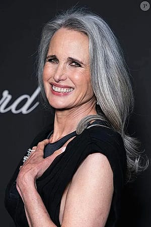 Andie MacDowell, 68'