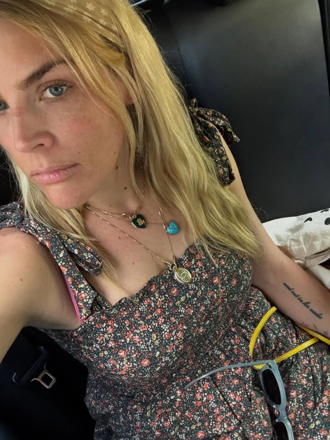 Busy Philipps, 46 picture 2 of 5