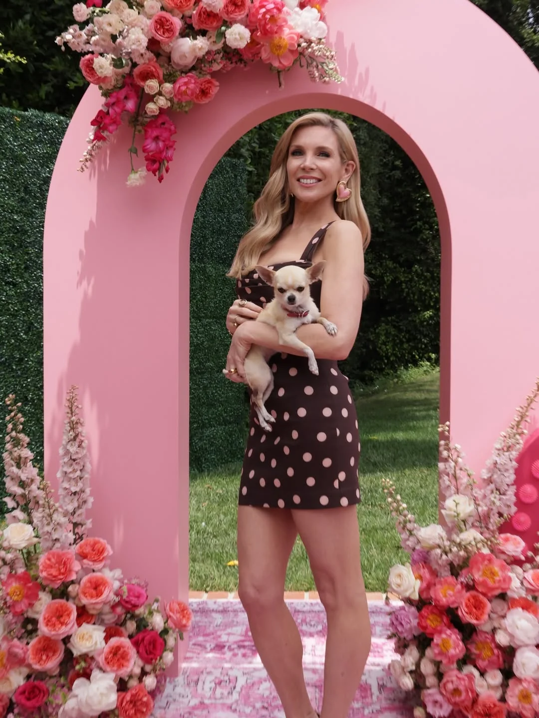 June Diane Raphael, 46 picture 1 of 6