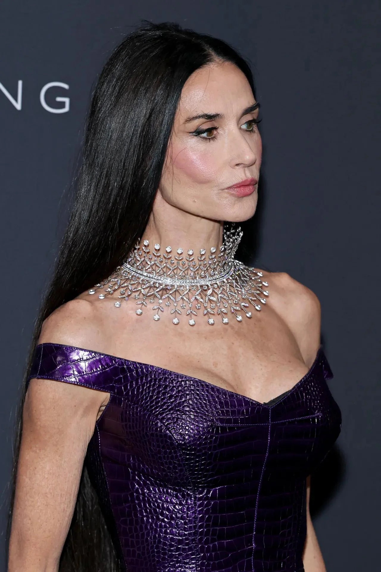 Demi Moore, 63 picture 3 of 4