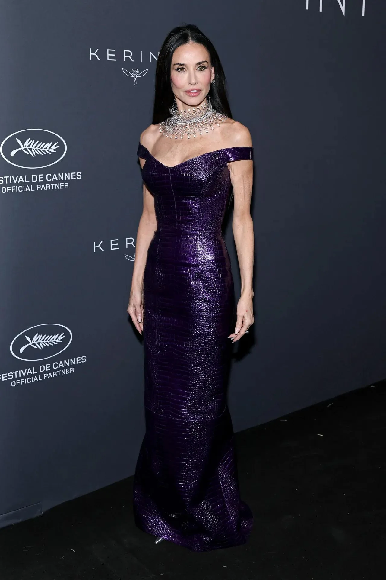 Demi Moore, 63 picture 4 of 4