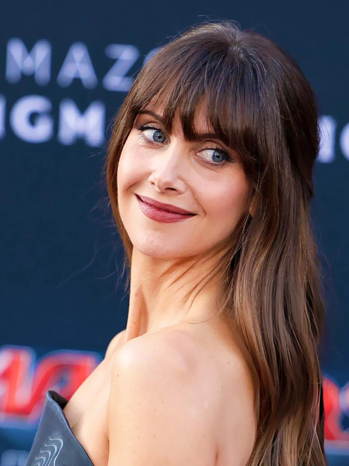Alison Brie, 43 picture 9 of 12