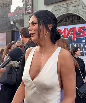 Morena Baccarin, 46'