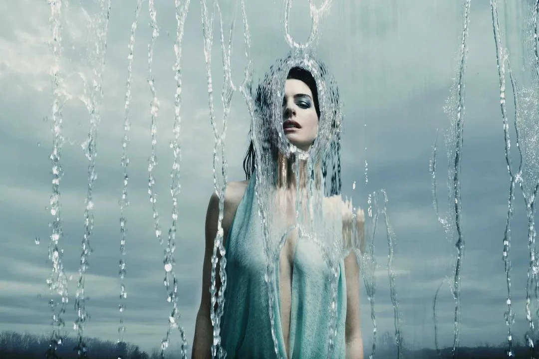 Anne Hathaway, 43 picture 5 of 8