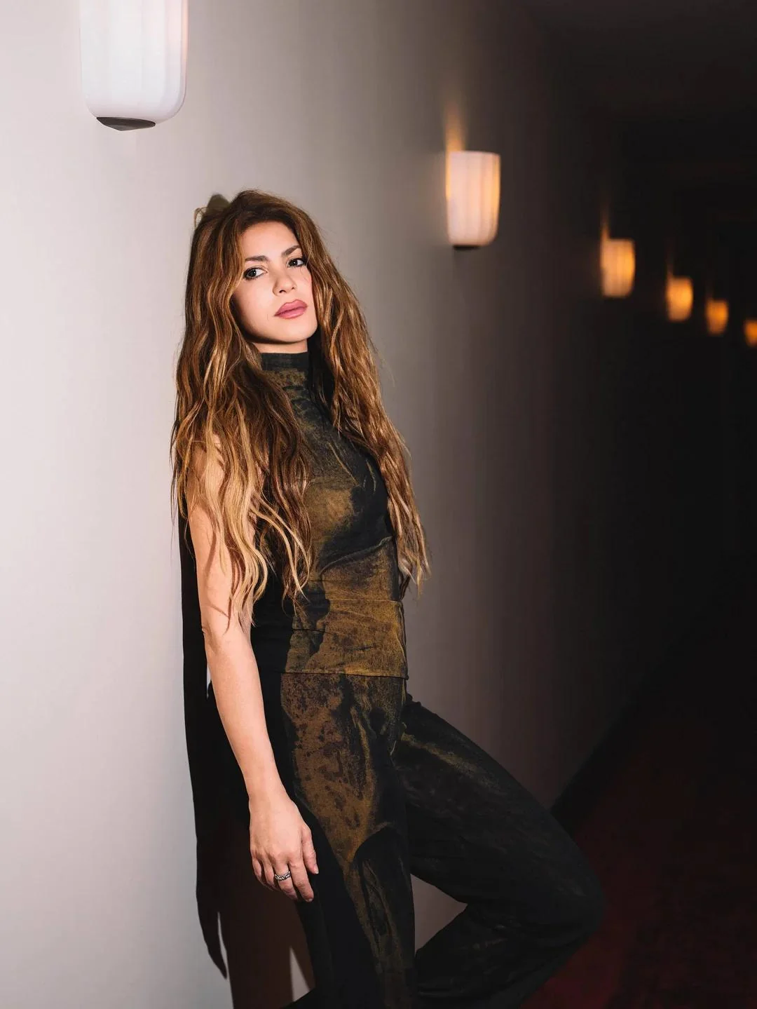 Shakira, 49 picture 3 of 6
