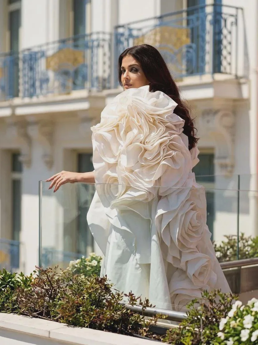 Aishwarya Rai, 52 picture 1 of 1