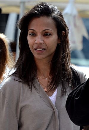 Zoe Saldana, 47'