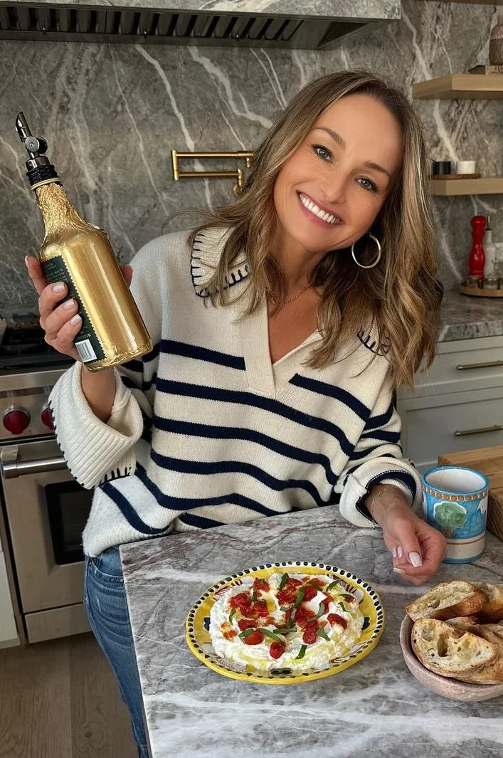 Giada De Laurentiis, 54 picture 1 of 1