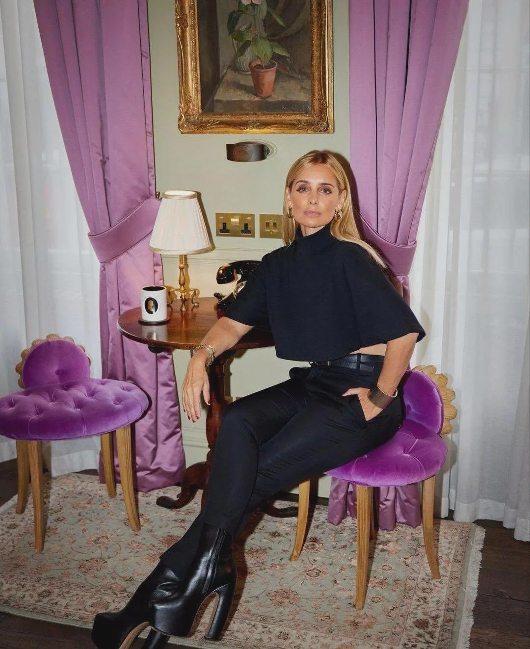 Louise Redknapp, 49 picture 1 of 1