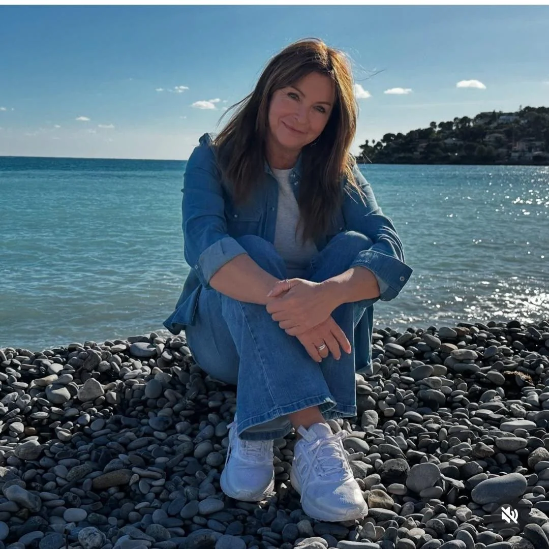 Suzi perry, 54 picture 1 of 2