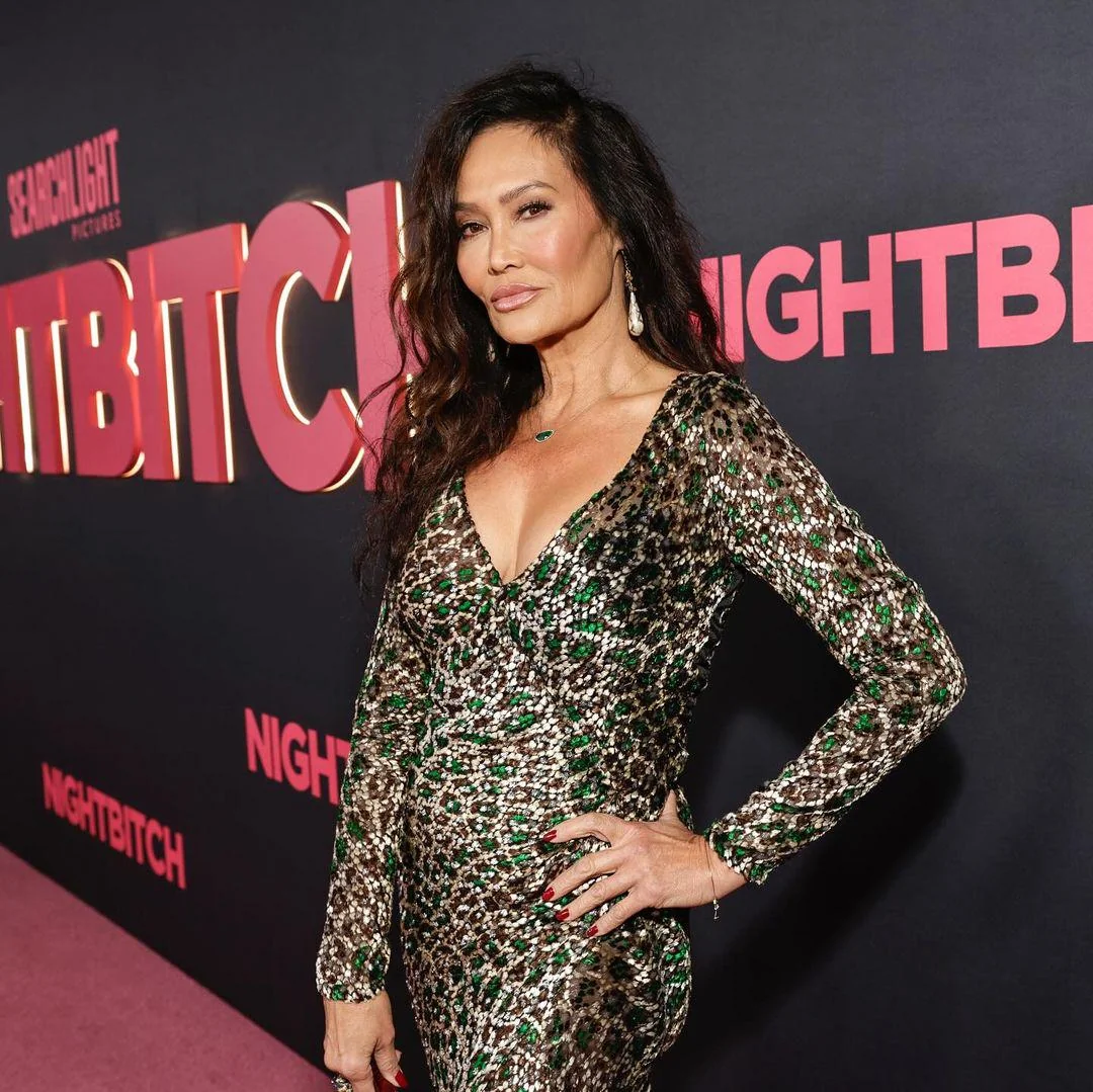 Tia Carrere, 57 picture 1 of 1