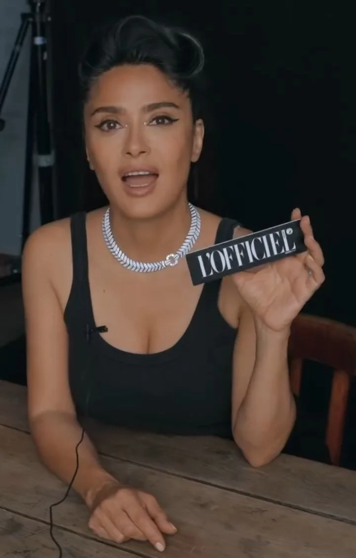 Salma Hayek, 58 picture 2 of 2
