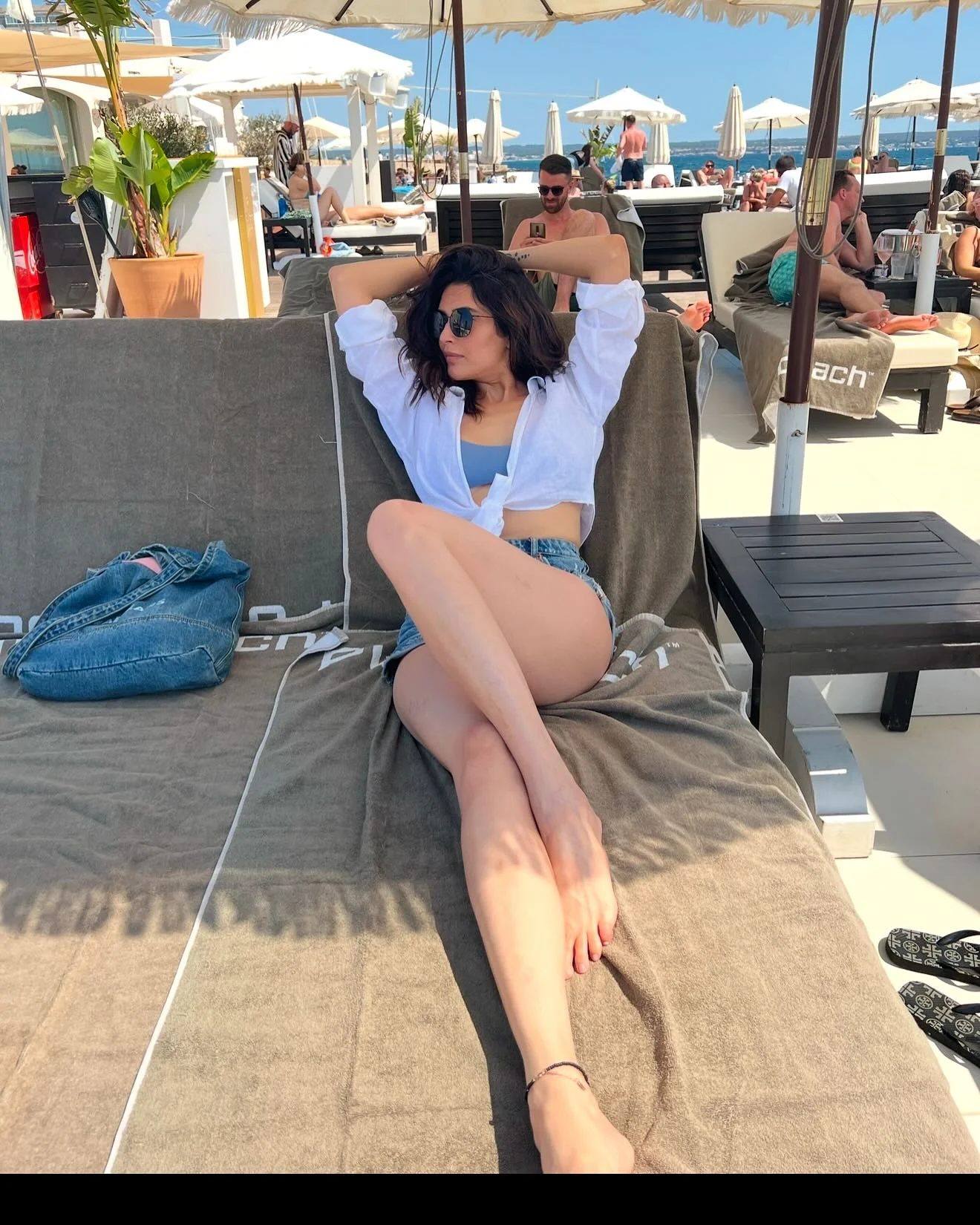 Karishma Tanna, 40 picture 4 of 4