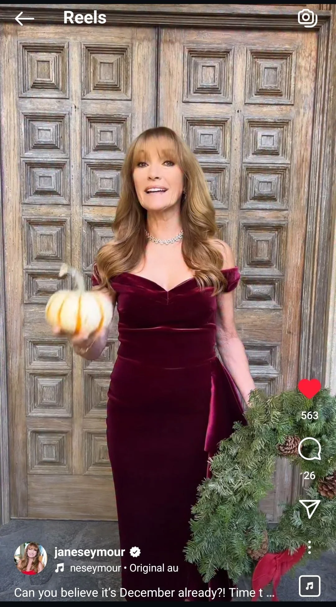 Jane Seymour, 73 picture 1 of 4