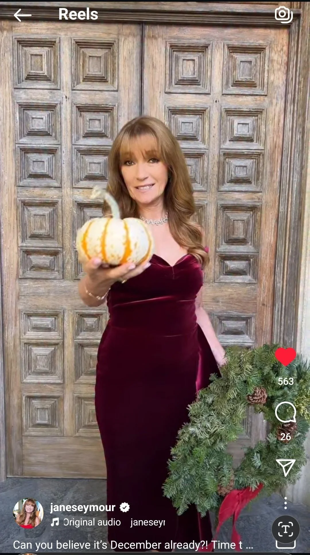 Jane Seymour, 73 picture 4 of 4