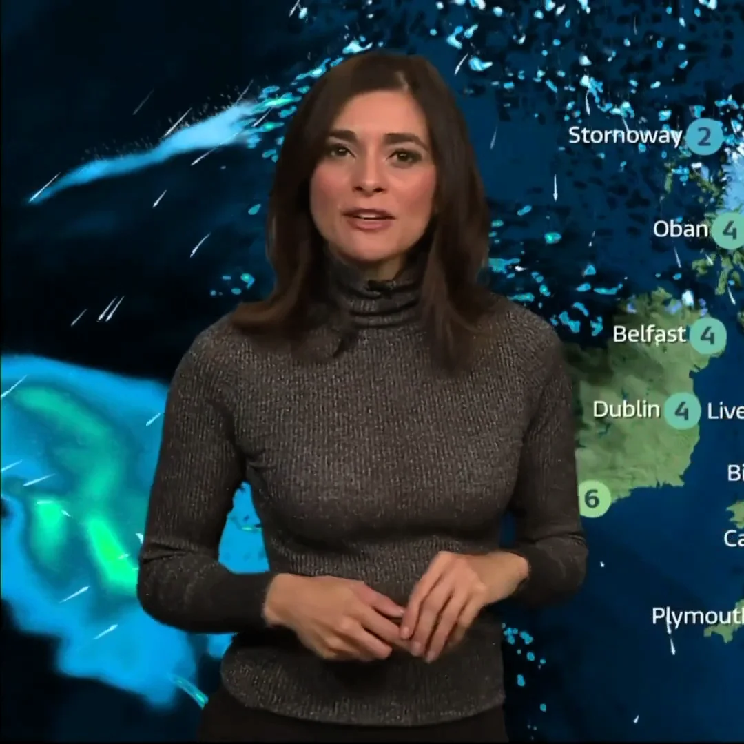 Lucy Verasamy, 44 picture 7 of 9