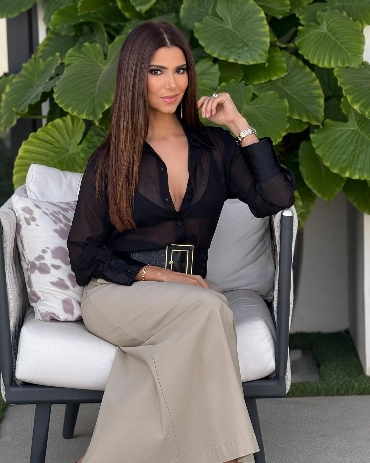 Roselyn Sanchez, 51 picture 1 of 3