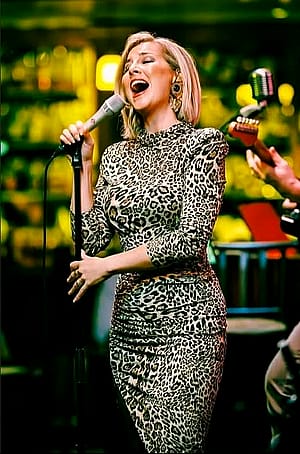Morgan James, 43'