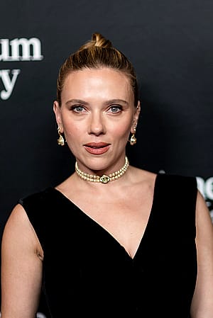 Scarlett Johansson, 40'