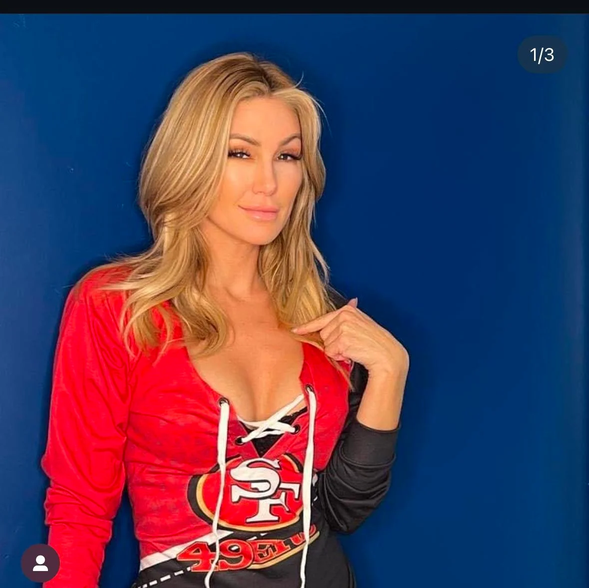 Brande Roderick, 50 picture 1 of 2