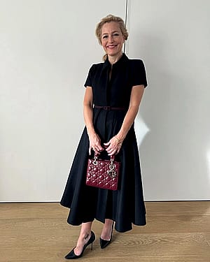 Gillian Anderson, 56'