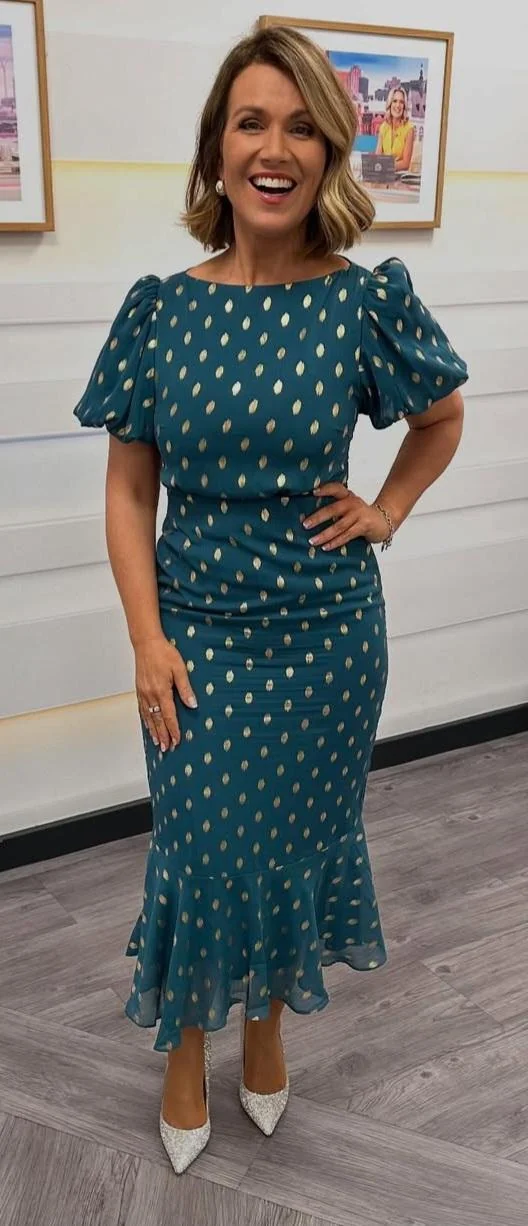 Susanna Reid, 54 picture 2 of 2