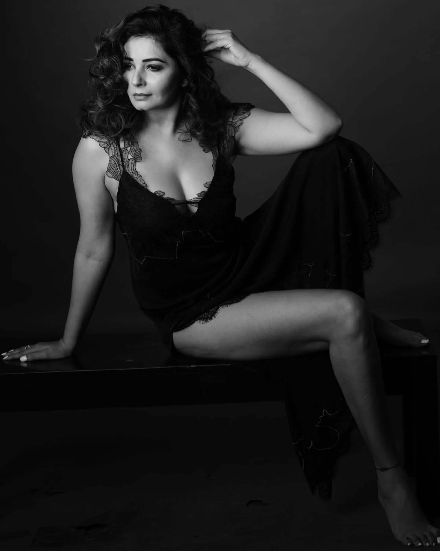 Shonali Nagrani, 42 picture 3 of 6