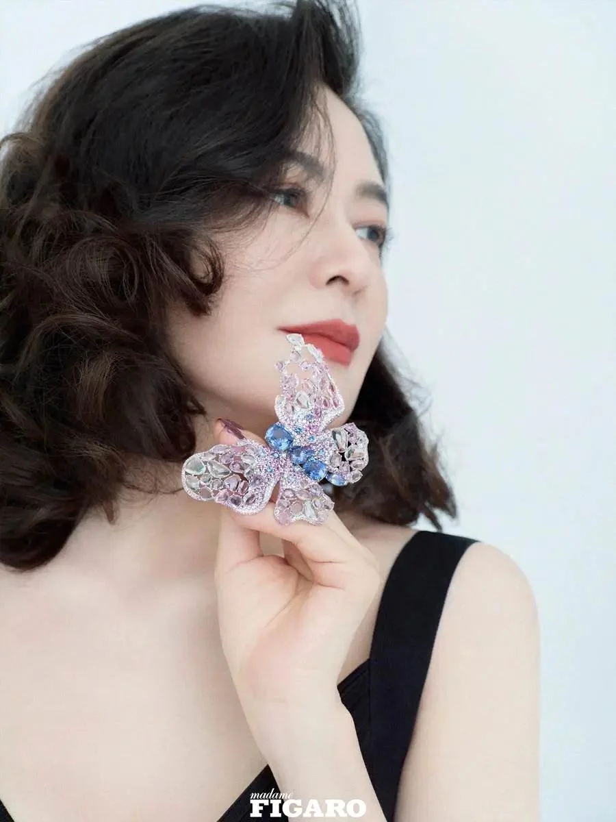 Rosamund Kwan (關之琳), 61 picture 1 of 11