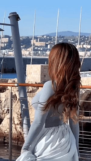 Eva Longoria, 49'