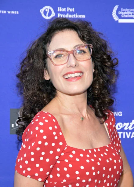 Lisa Edelstein, 58 picture 1 of 1