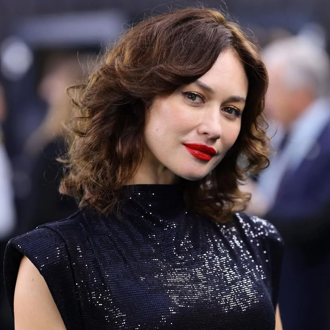 Olga Kurylenko, 45 picture 3 of 5