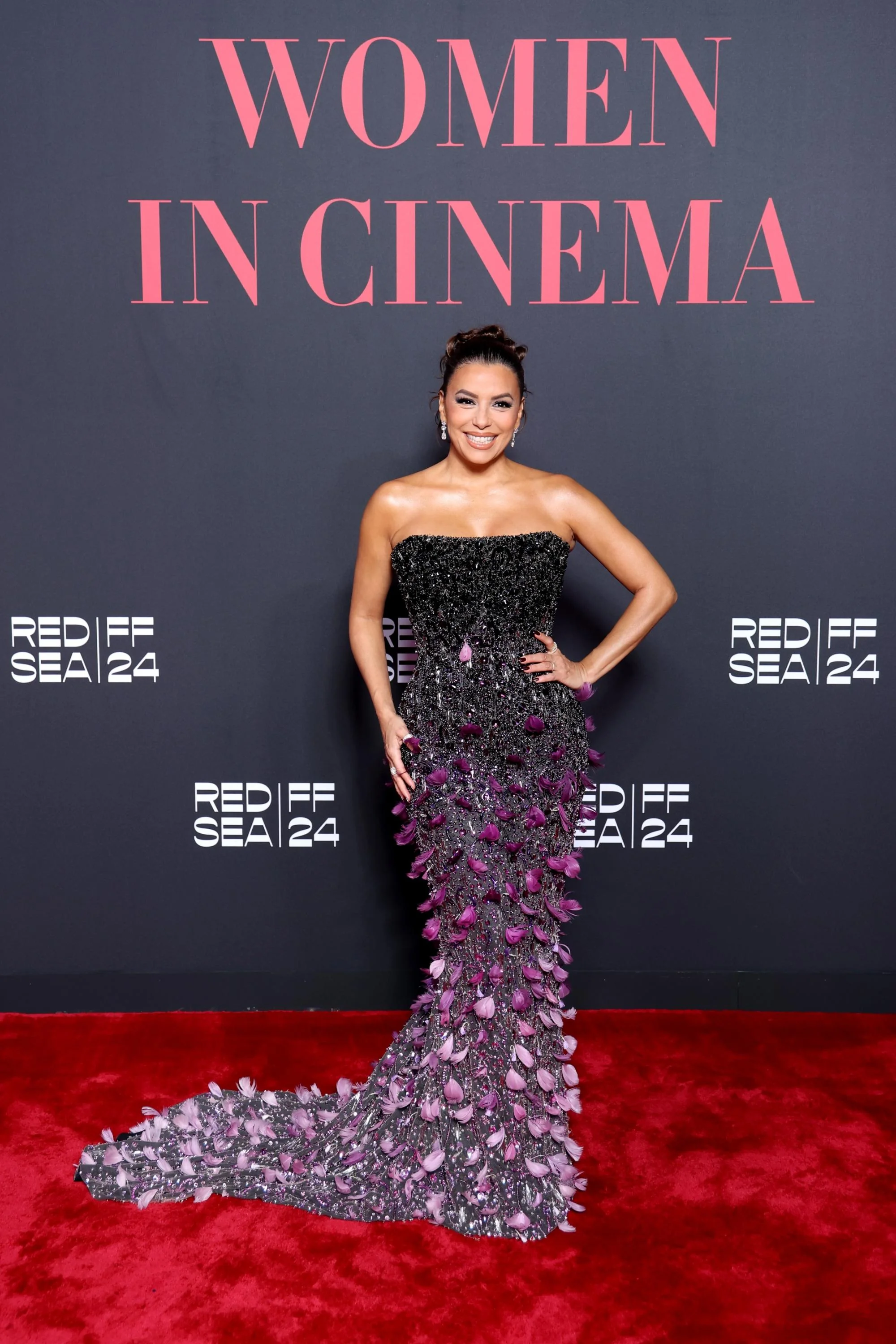 Eva Longoria, 49 picture 1 of 3