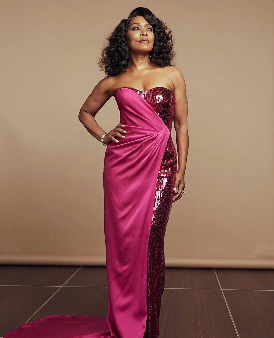 Angela Bassett, 66 picture 12 of 18