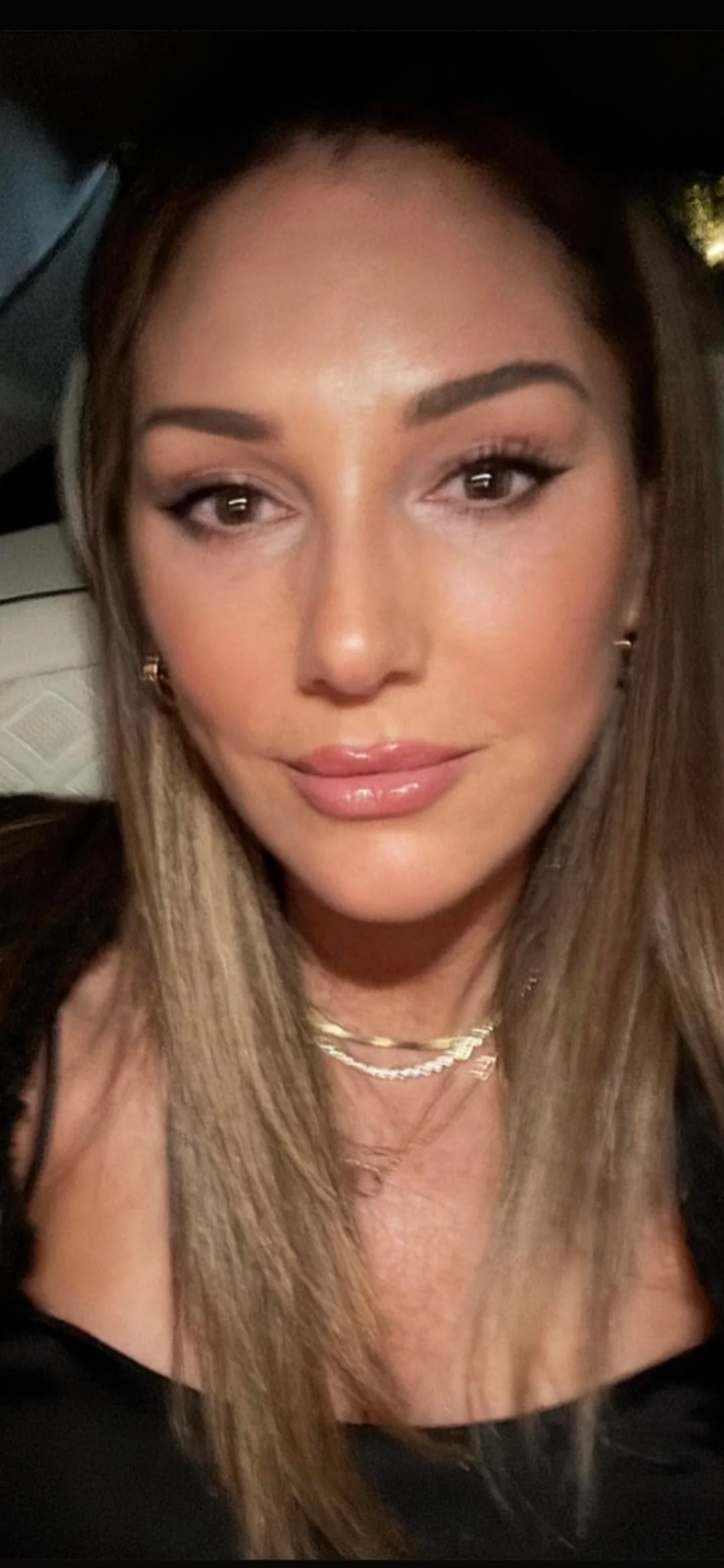 Daisy Fuentes, 58 picture 2 of 2