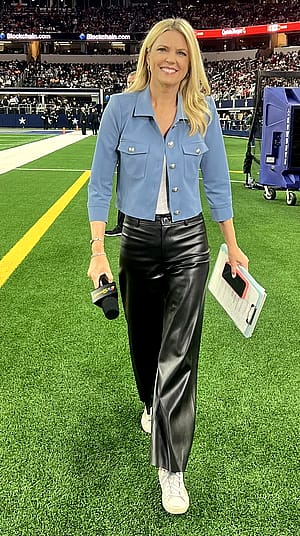Melissa Stark, 51'