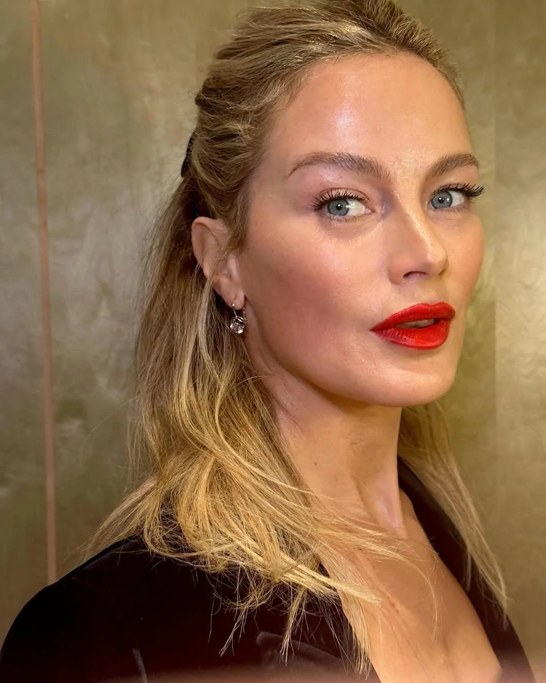 Carolyn Murphy, 50 picture 2 of 4