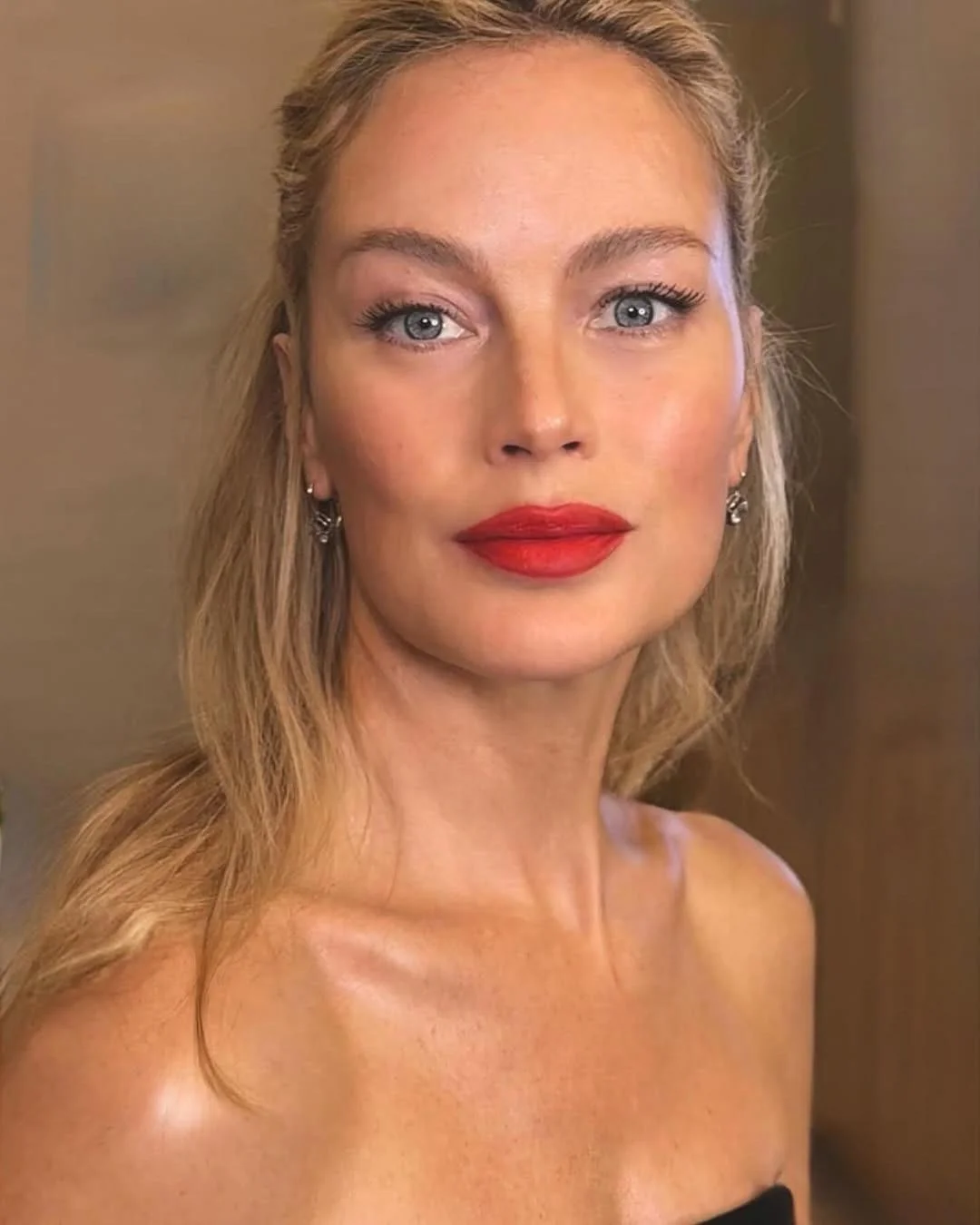 Carolyn Murphy, 50 picture 3 of 4