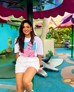 Shweta Tiwari, 44'