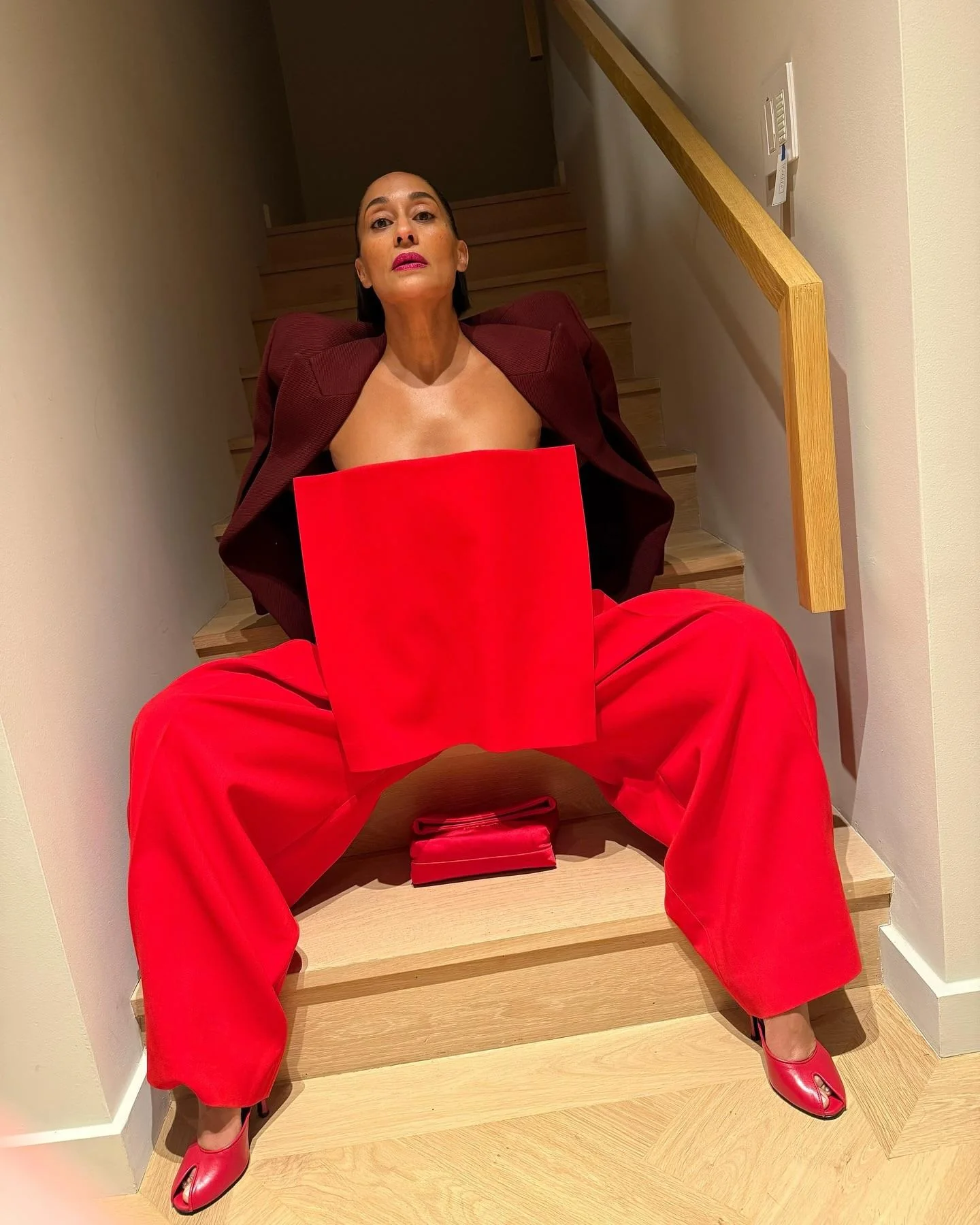 Tracee Ellis Ross, 52 picture 2 of 8