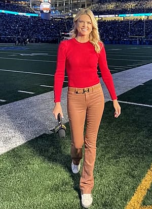 Melissa Stark, 51'
