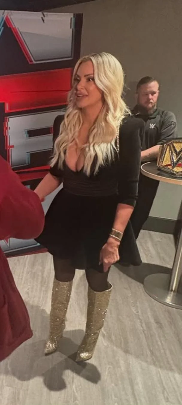 Maryse Mizanin, 41 picture 12 of 13